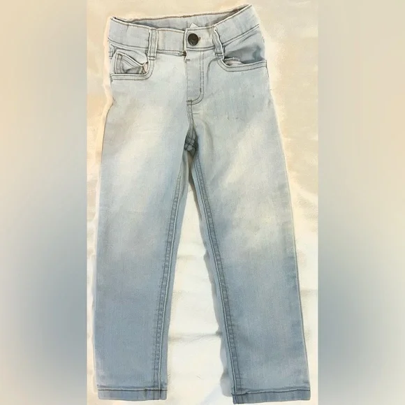 5 Pair BUNDLE!! Girls Jeans size 4 Toddler Jumping Beans
Garanimals Lee Baby Gap - Picture 4 of 13
